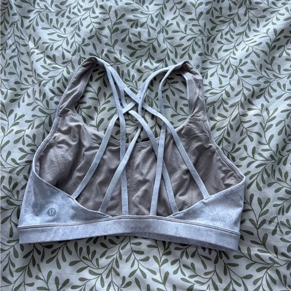 Lululemon Free To Be Sports Bra - Picture 2 of 7